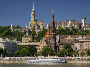 Learn To Speak Hungarian In Lake View Terrace